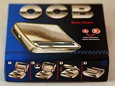 OCB Rolling box high quality roller easy use makes 6mm and 8mm rollies