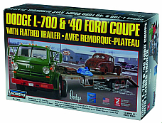 LINDBERG MODEL KIT 73068 DODGE L-700 & 1940 FORD COUPE W/ TRAILER, FACTOR SE