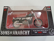 Maisto 1:18 scale Sons of Anarchy Harley Davidson 2006 FXDB1 Dyna Street Bob