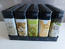 MRK  wholesale lighters display of fifty  electronic cute kittens collectable