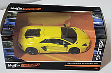 Maisto 1:24 Design Exotics Lamborghini Aventador LP7004 Yellow Diecast Model